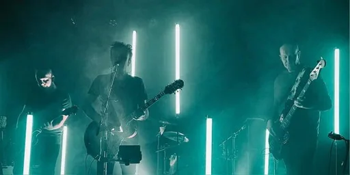 Veneer + Blue Sundown / koncert